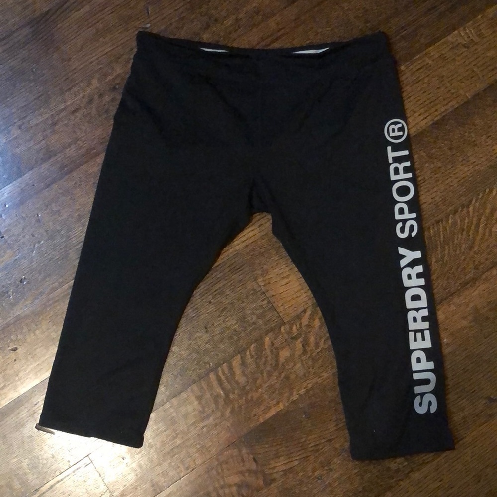Superdry Sport gym sprint Capri leggings
